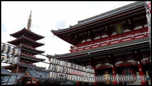 宝蔵門 (Houzoumon|Hōzōmon) | 'Porte de la salle aux trésors' et la pagode, temple bouddhiste Sensō-ji, Asakusa, Tokyo | Hozomon gate and the pagoda, Sensō-ji buddhist temple, Asakusa, Tokyo