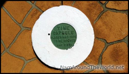Capsule temporelle à n'ouvrir qu'à partir de 2070 ! | Time capsule to open from 2070!